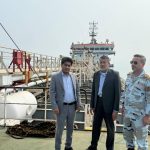 توقیف شناور حامل ۳۰ هزار لیتر سوخت قاچاق در آب‌های خلیج فارس