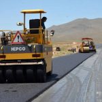 بهسازی معابر روستای گهردو سیریک با اجرای ۱۷ هزار متر مربع آسفالت و بیس